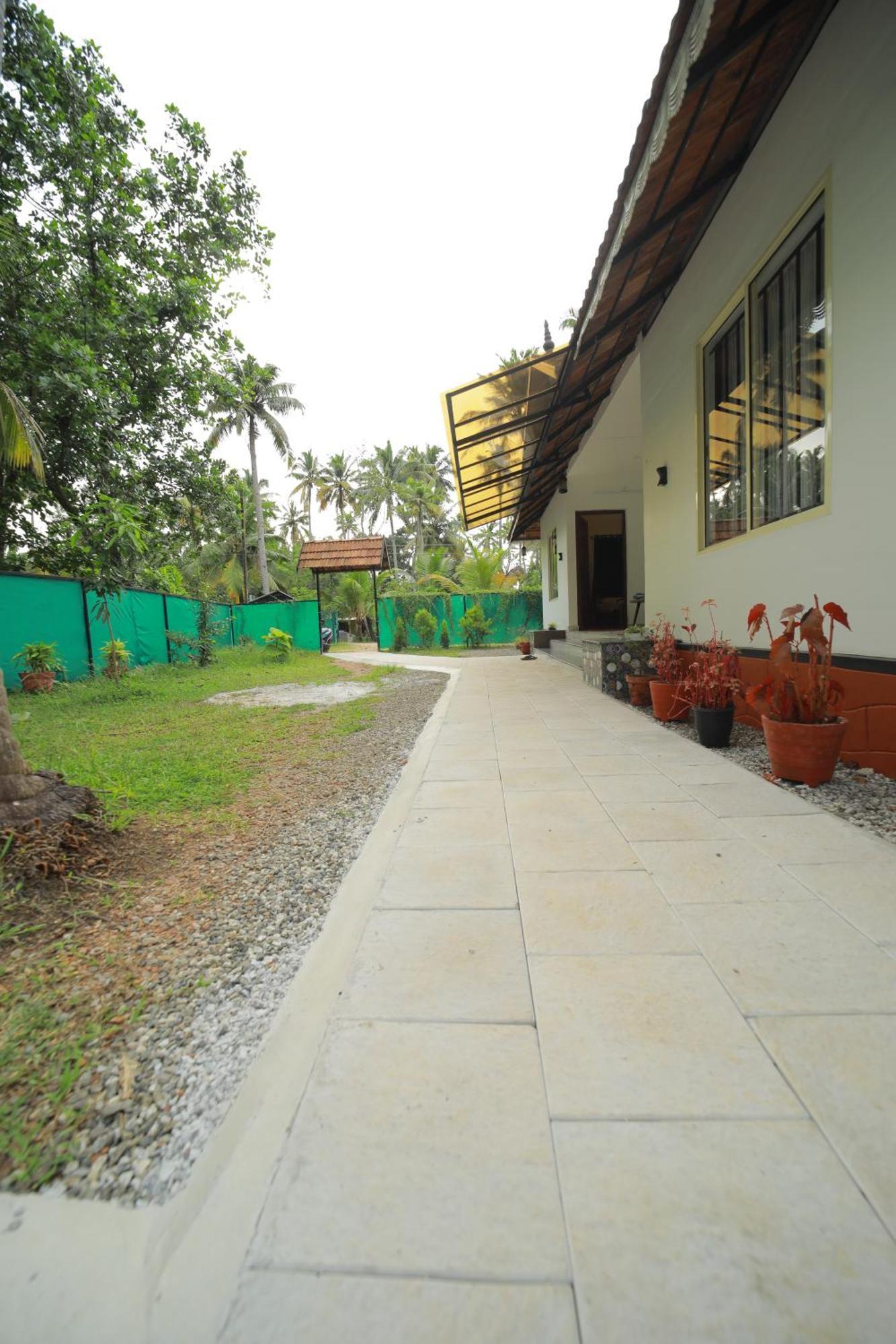 MundrothuruthPrakruthi Residency Munroeislandアパートメント エクステリア 写真